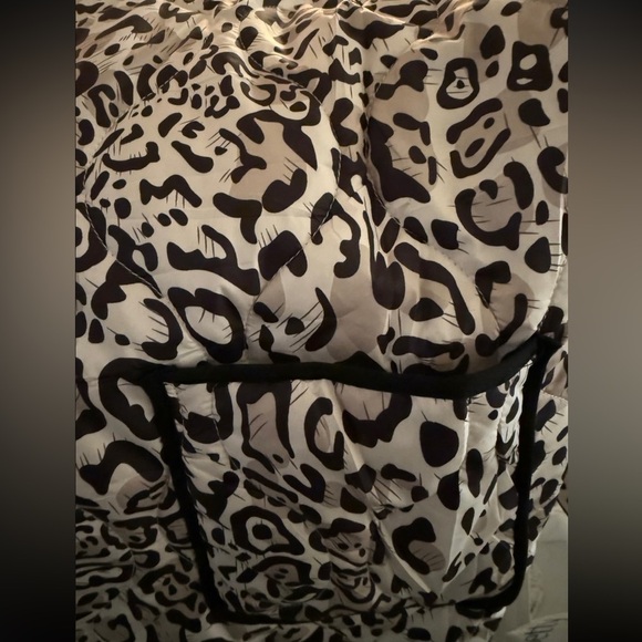 Leopard Print lightweight siring quilted style jacket casual free style - Picture 4 of 4